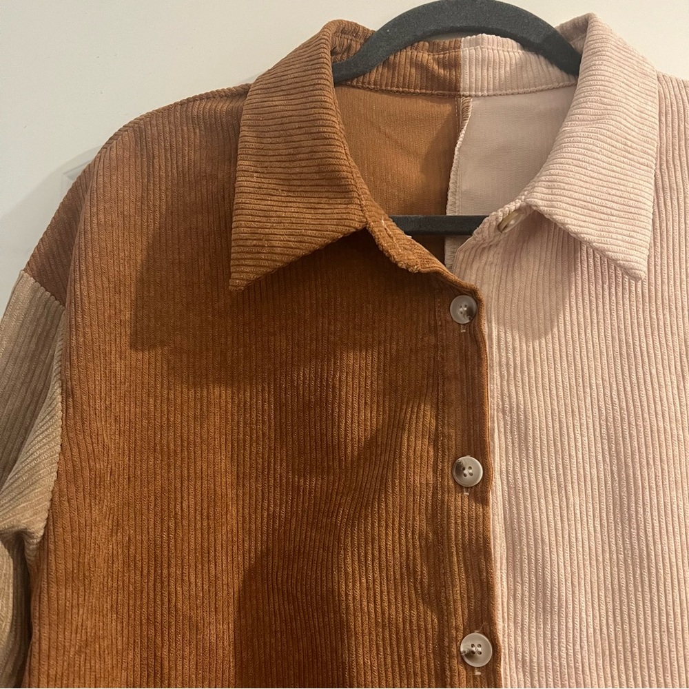 Button up top - Picture 2 of 3
